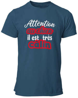 T-shirt Attention au chien il est très câlin La Fourgoneta